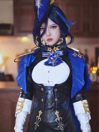 半半子胜利女神妮姬cosplay美图写真合集，胜利女神妮姬高清写真图集下载