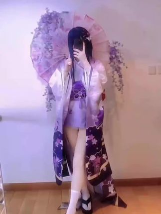 G44不会受伤美露莘cosplay，完美游戏人物还原