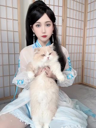 不呆猫最新Cosplay作品，兔子女友等精彩欣赏