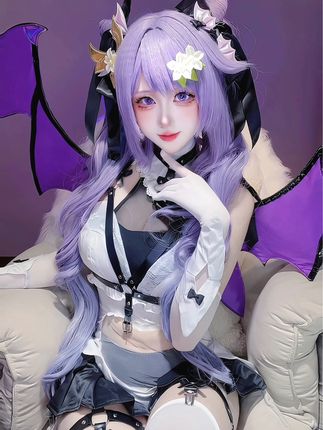 Nyako 喵子 cosplay 初音白兔网袜少女，特别礼物般的可爱