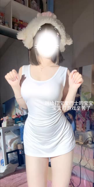 微胖美少女桃桃sama的成名之路，从抖音到微密圈，她如何俘获粉丝的心？