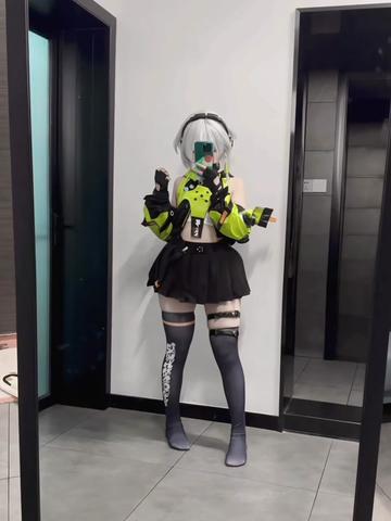 专业cosplay之路，与ZinieQ一起探寻