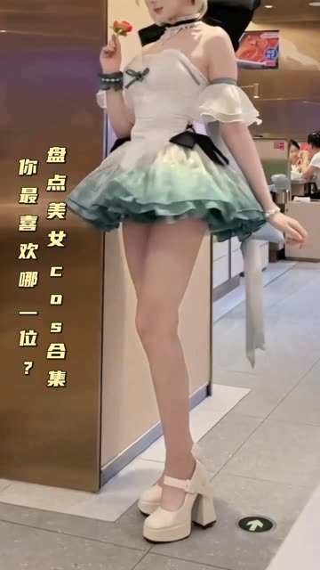 越南萌妹Sayo Momo的二次元冒险，精美写真合集