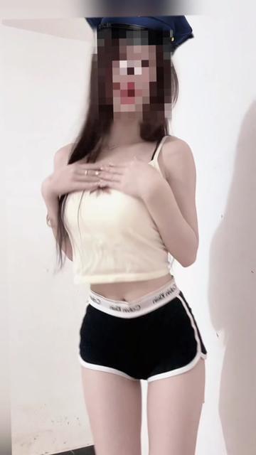 紧急企划官网为你打造的少女写真艺术体验，揭秘内部定制